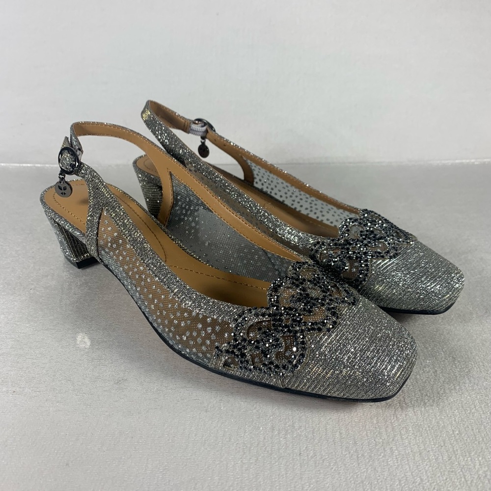 NIB J. Renee Women's Faleece Pump Size 5.5M